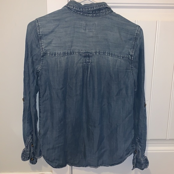 Button-Up denim Shirt - Picture 5 of 5
